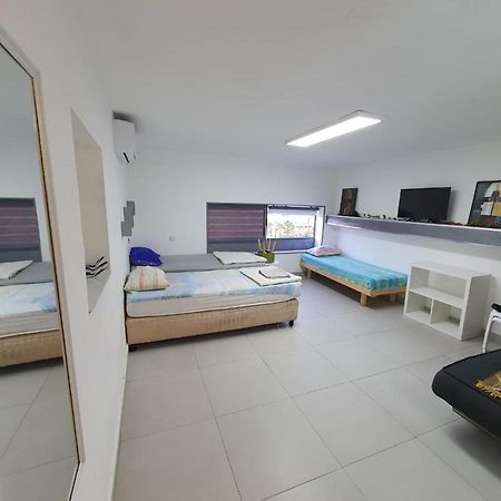 Appartement Dolphin Apart à Eilat Extérieur photo